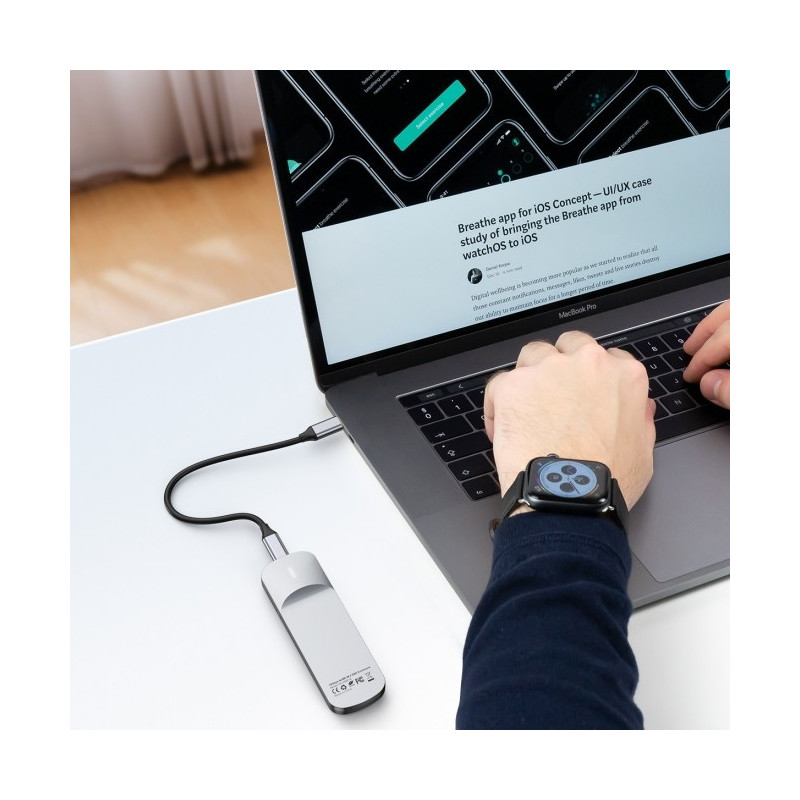 Choetech PC-HDE16 USB-C to M.2 B-Key Hard Drive Enclosure (10Gbps)